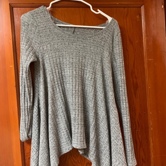 Sweaters - Picture 2 of 2
